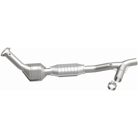 MagnaFlow Direct Fit Catalytic Converter 97-98 Ford Trucks 5.4L - 447130