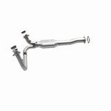 MagnaFlow Converter Direct Fit California Grade 96-99 GM K/C 1500/2500 5.0L V8/4.3L V6 - 4451457