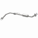 MagnaFlow Conv Direct Fit OEM 2003-2004 Toyota Tundra Underbody - 47.125in Length - 4551404