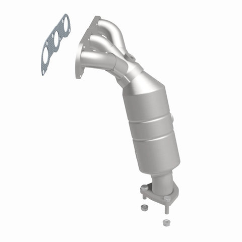 MagnaFlow Direct Fit Catalytic Converter 04-05 Suz Verona2.5 Manifold Rear - 50912