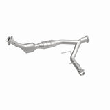 MagnaFlow Direct Fit Catalytic Converter 03-04 Ford Expedition 5.4L V8 Passenger Side - 24414