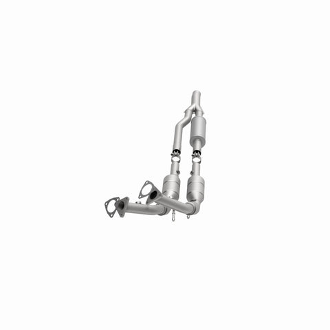 MagnaFlow Direct Fit Catalytic Converter TT QUATTRO-08 3.2L OEM - 49716