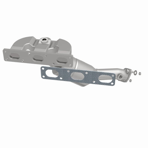 MagnaFlow Direct Fit Catalytic Converter BMW 5 01-03 Rear OEM - 49773