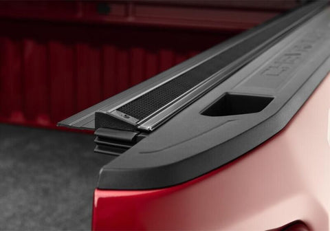 Truxedo 20-21 GMC Sierra & Chevrolet Silverado 1500 (New Body) w/CarbonPro 5ft 9in Sentry Bed Cove - 1574301