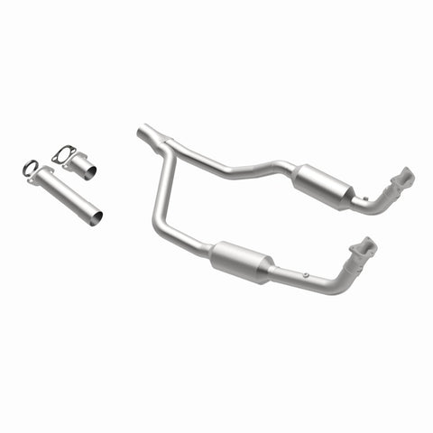 MagnaFlow Direct Fit Catalytic Converter 90-93 Land Rover Range Rover 3.9L V8 - 3391821