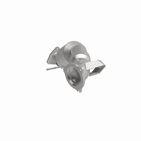 MagnaFlow 13-15 Land Rover LR2 2.0L CARB Compliant Direct Fit Catalytic Converter - 5551537