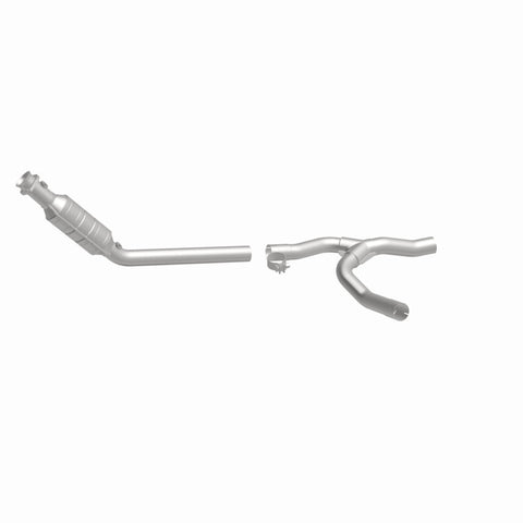 MagnaFlow Direct Fit Catalytic Converter 04-05 Dodge RAM 1500 Pickup 3.7L (Inc 4WD 4.7L) P/S - 93420