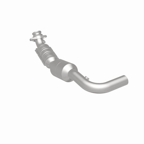 MagnaFlow Direct Fit Catalytic Converter 05-07 Ford E150 4.6L Driver Side - 51311