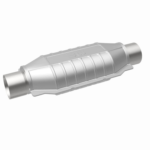 MagnaFlow Conv Universal 2.25in Inlet/Outlet Center/Center Oval - 334015