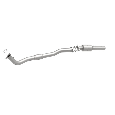 MagnaFlow Conv DF 01-02 2500HD Passenger Side 8.1L - 447282