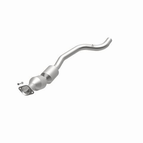 MagnaFlow 13-17 Range Rover V8 5 OEM Underbody Direct Fit EPA Compliant Catalytic Converter - 21-536