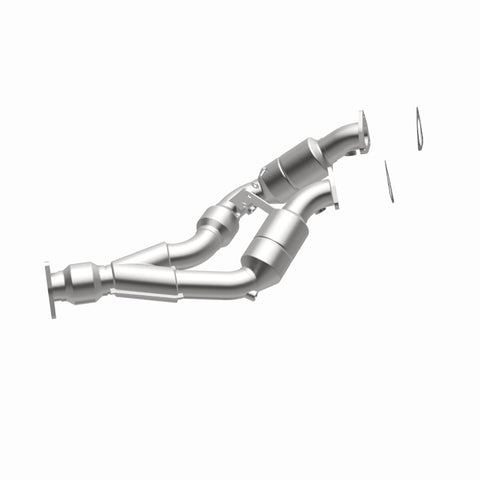 MagnaFlow Direct Fit Catalytic Converter 04-06 VW Touareg 3.2L - 51499