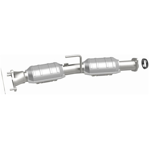 MagnaFlow Direct Fit Catalytic Converter 2001-05 Explorer 4.0L Sport Trac Rear Section - 93104