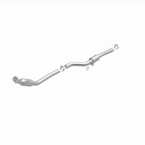 MagnaFlow Direct Fit Catalytic Converter 2013-2017 SL550 V8 4.6 OEM Underbody - 21-572
